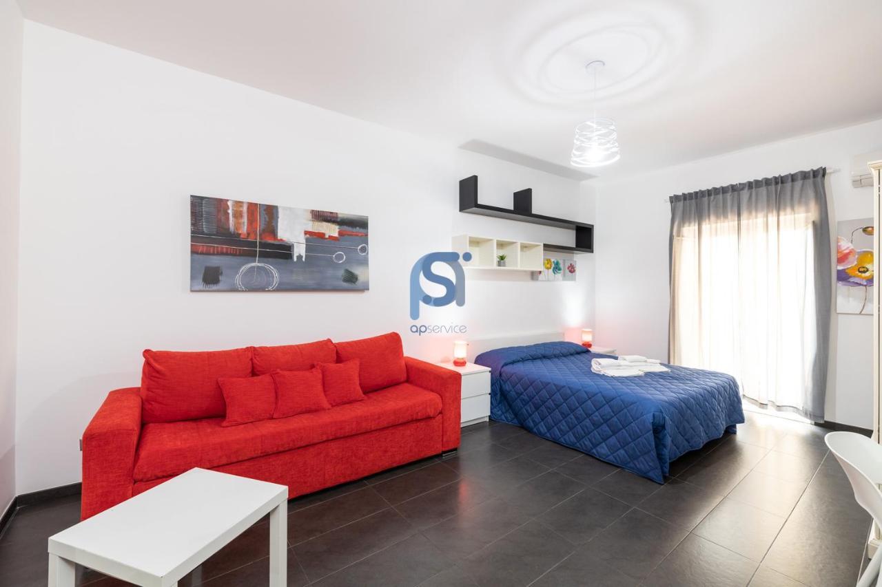 Il Vittoria Apartment Lascari Bagian luar foto