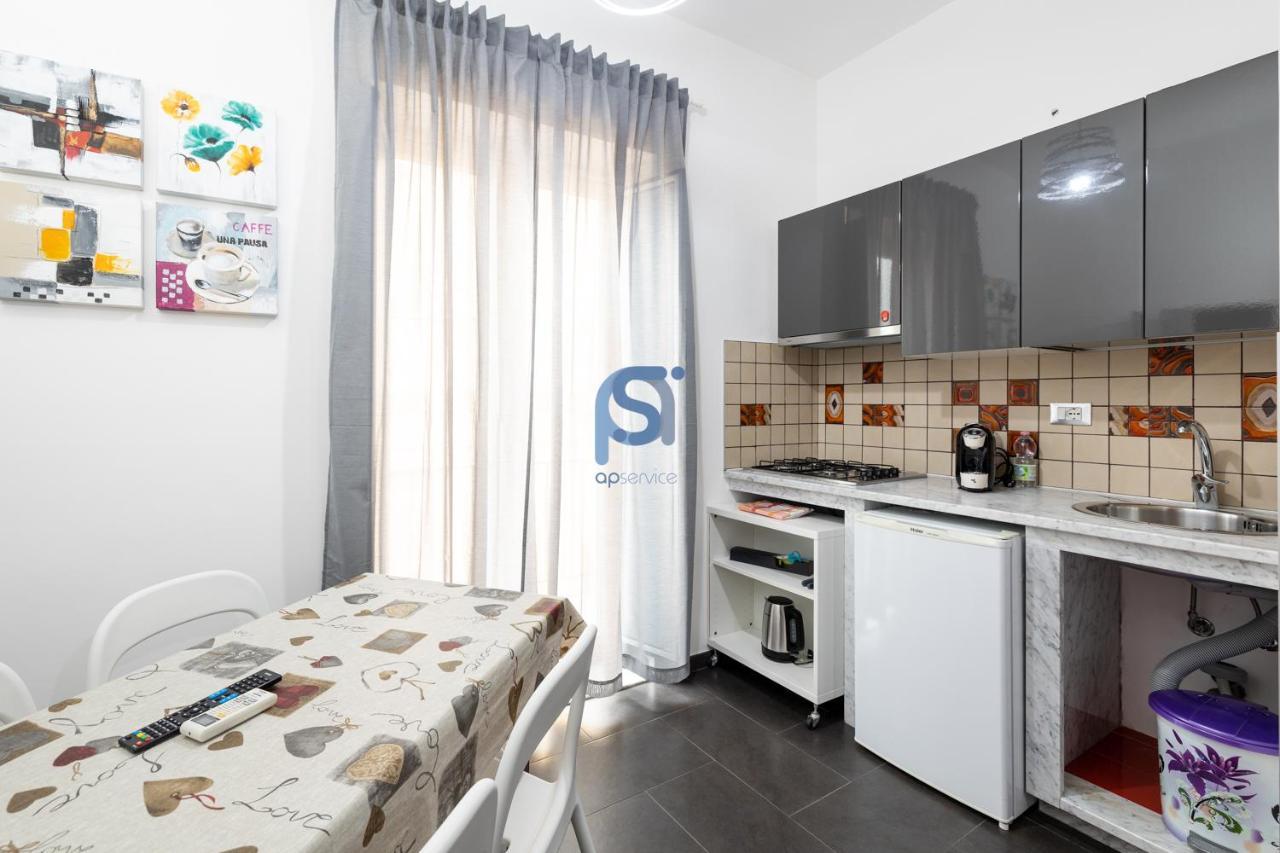 Il Vittoria Apartment Lascari Bagian luar foto