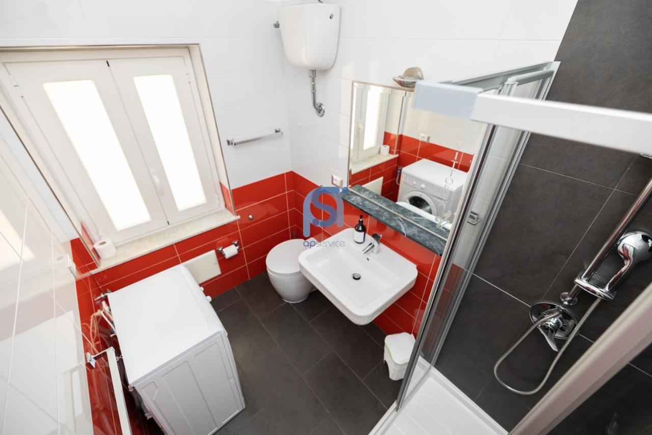 Il Vittoria Apartment Lascari Bagian luar foto