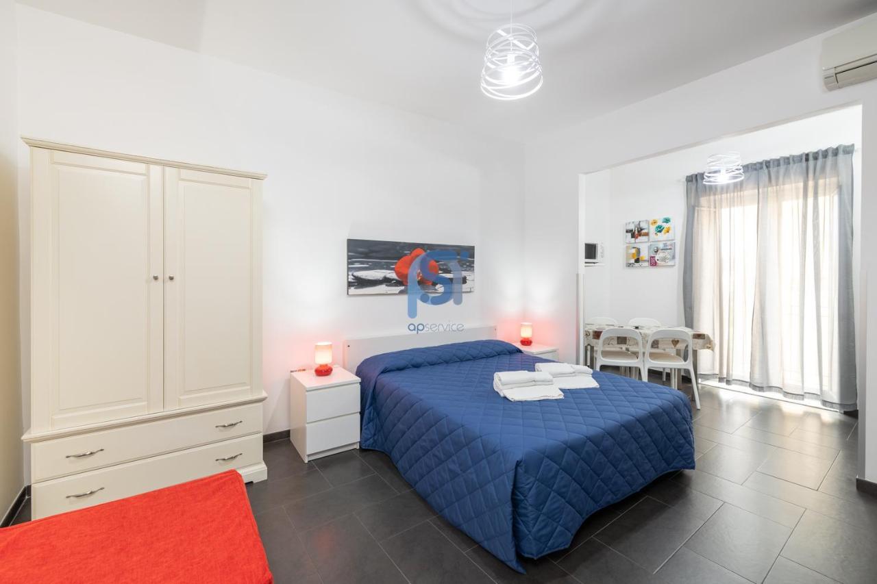 Il Vittoria Apartment Lascari Bagian luar foto