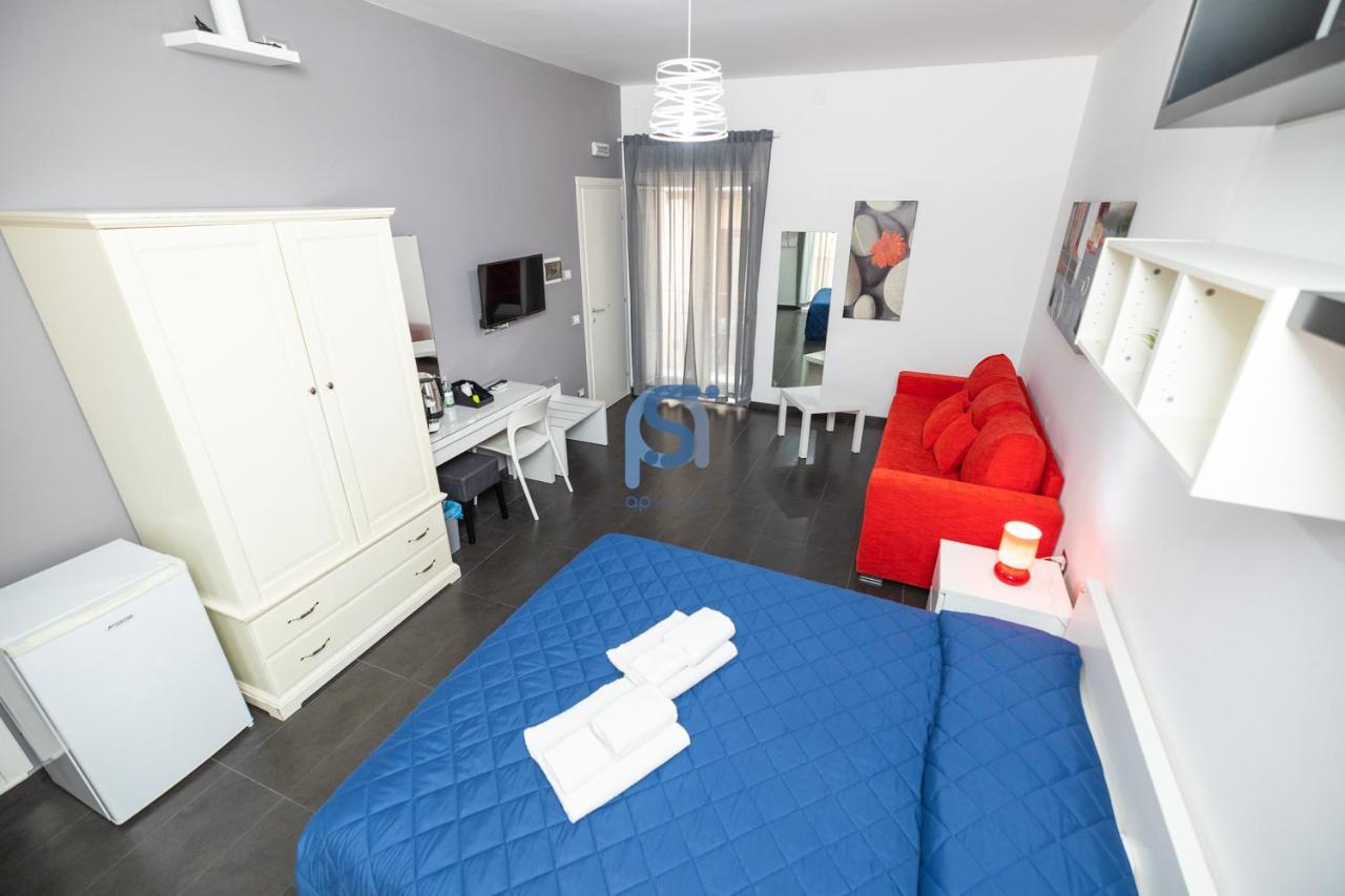 Il Vittoria Apartment Lascari Bagian luar foto