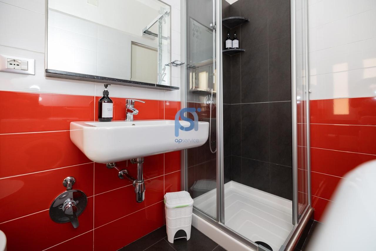 Il Vittoria Apartment Lascari Bagian luar foto