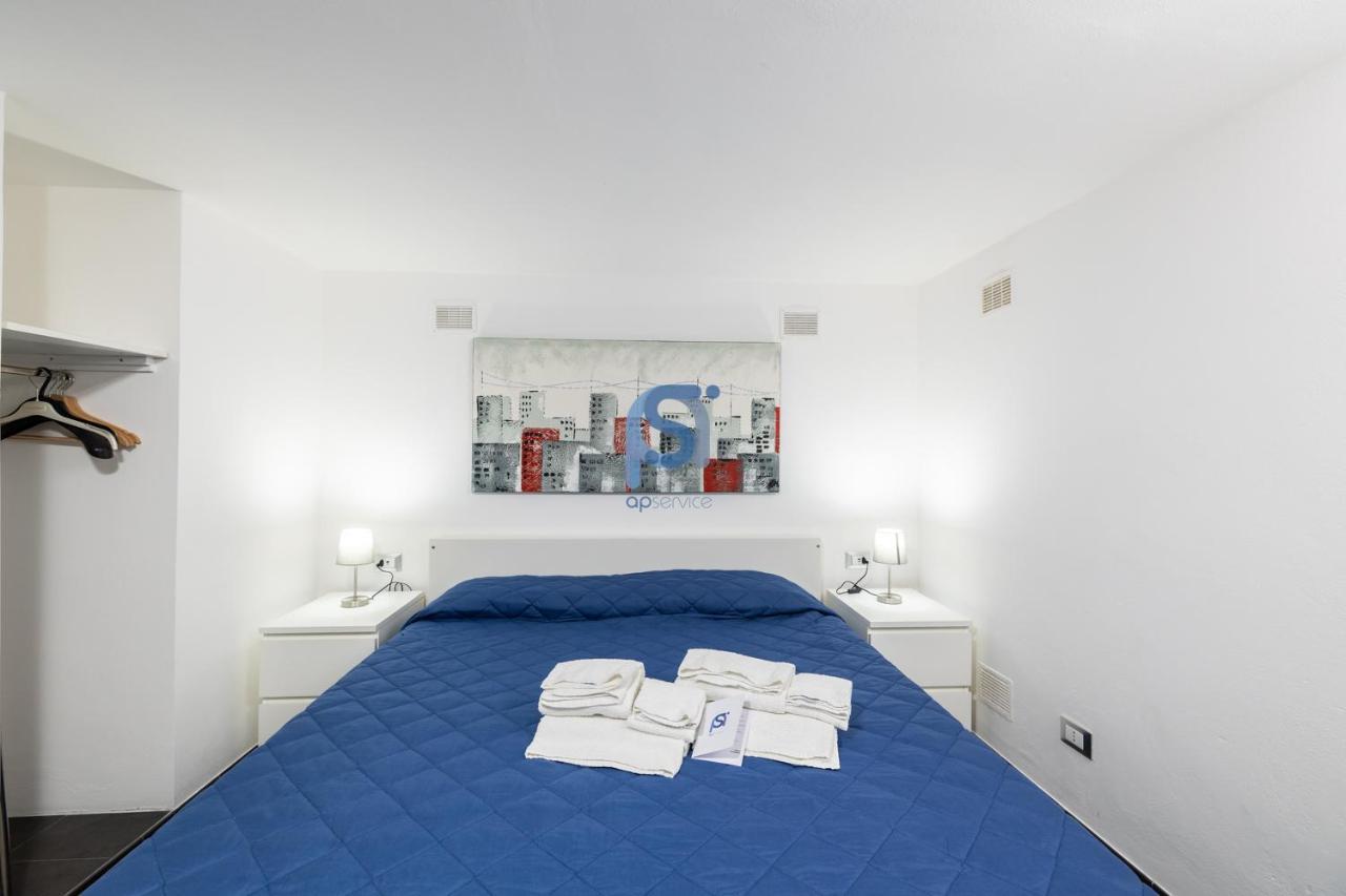 Il Vittoria Apartment Lascari Bagian luar foto